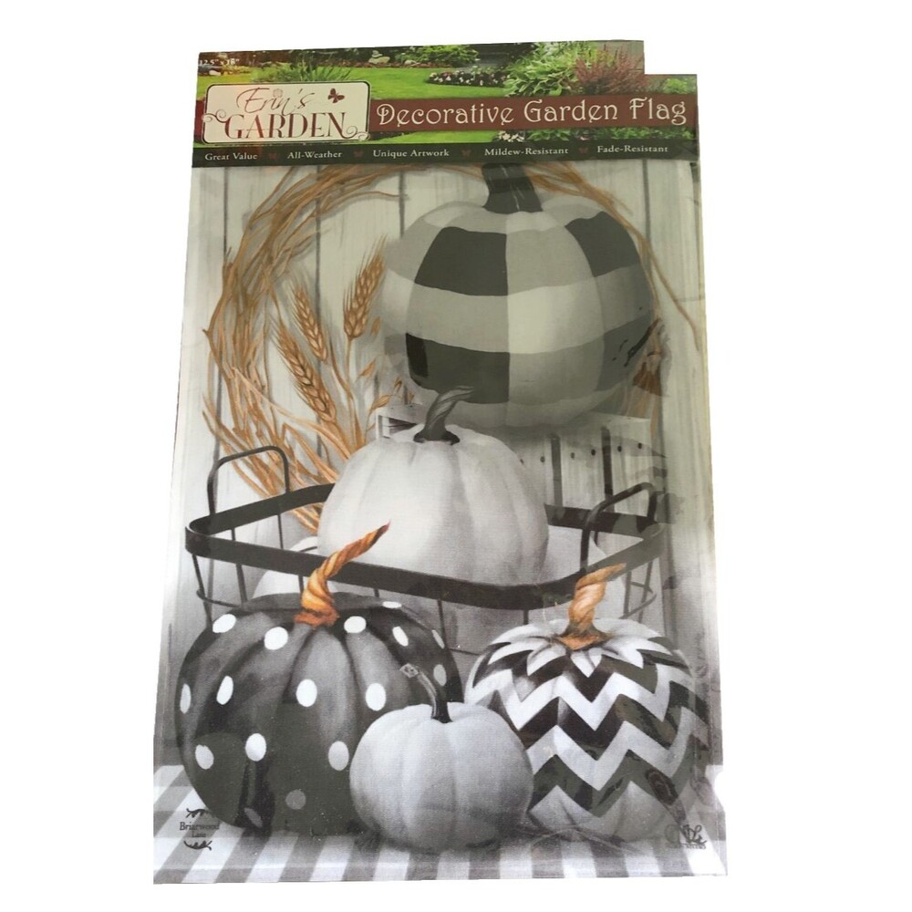 Thanksgiving Fall Pumpkins Garden Yard Flag 12.5 x 18 Black White Buffalo Check
